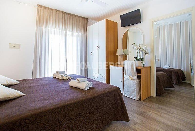 Hotel Ermeti B&B Brunch ريتشوني المظهر الخارجي الصورة