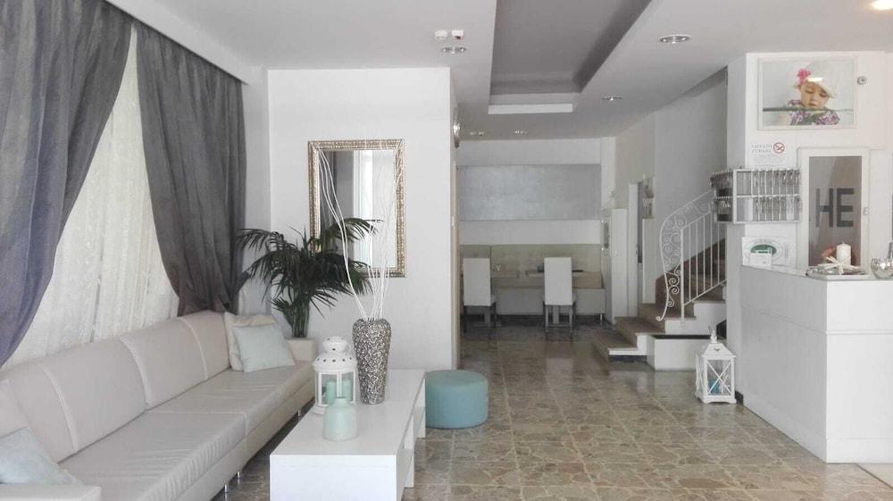 Hotel Ermeti B&B Brunch ريتشوني المظهر الخارجي الصورة