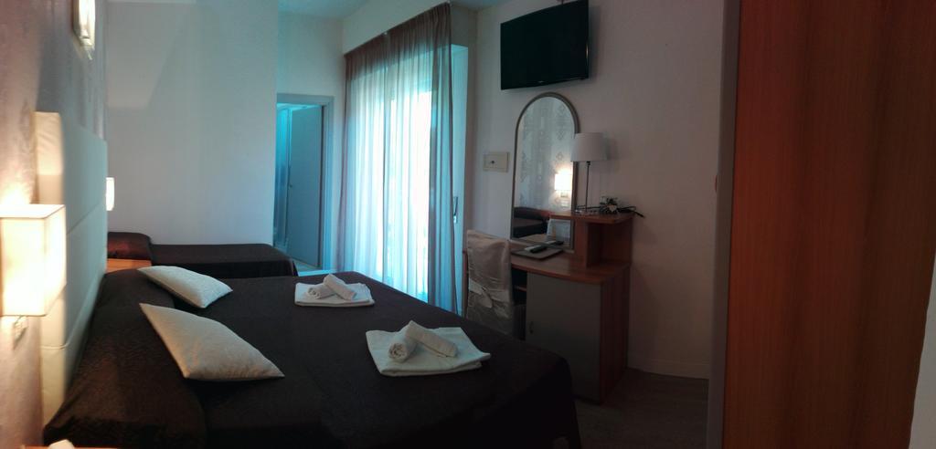 Hotel Ermeti B&B Brunch ريتشوني المظهر الخارجي الصورة